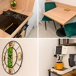 Mountain View Retreat - Private Parking * Брашов