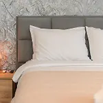 Mountain View Retreat - Private Parking