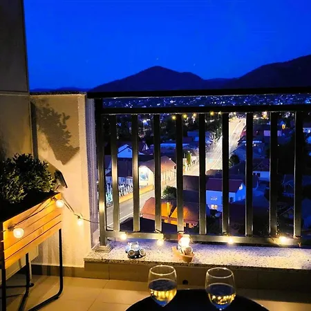 Mountain View Retreat - Private Parking Appartamento *