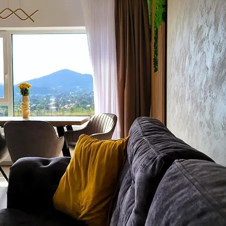 Mountain View Retreat - Private Parking Apartment *