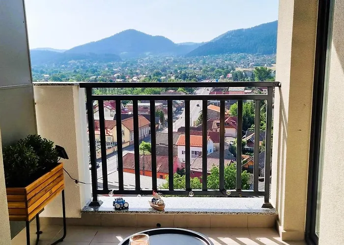 Mountain View Retreat - Private Parking Apartment Brasov