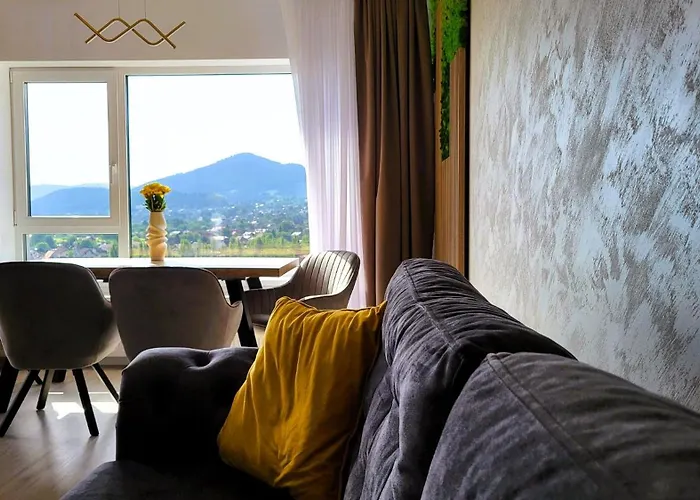 Mountain View Retreat - Private Parking Apartment *